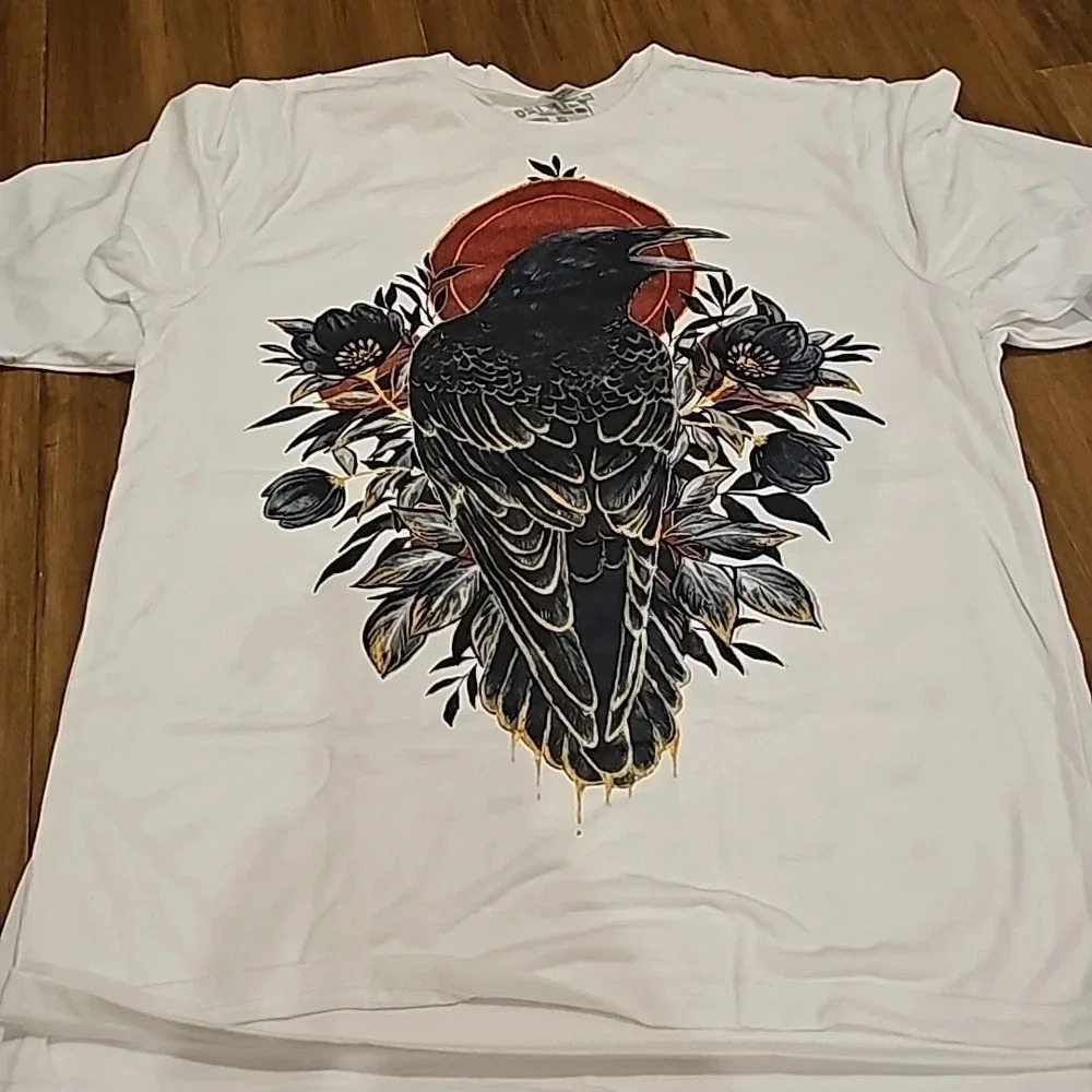 Rising raven tshirt - Picture 2 of 2